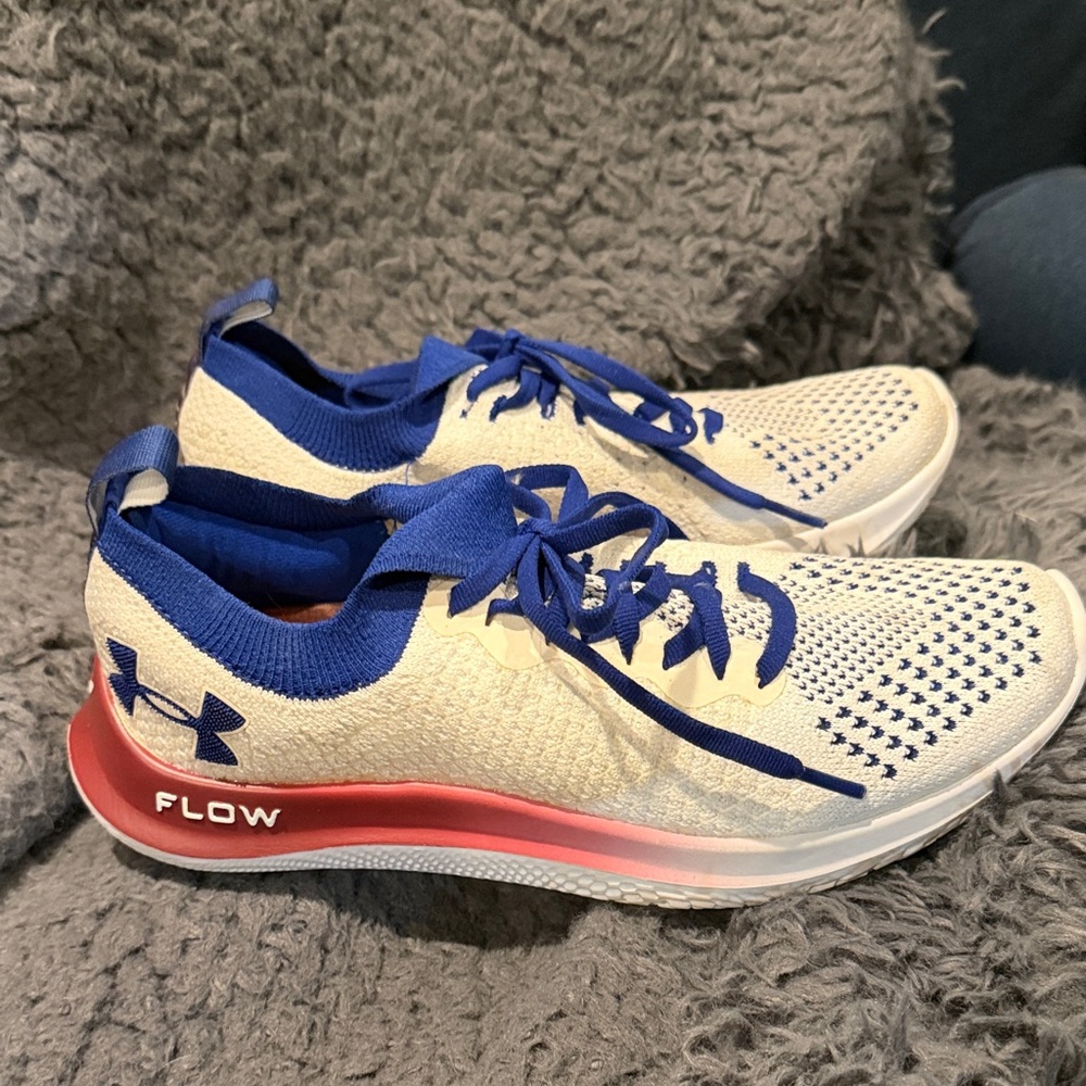 Under Armour Cream and Blue Athletic Shoes